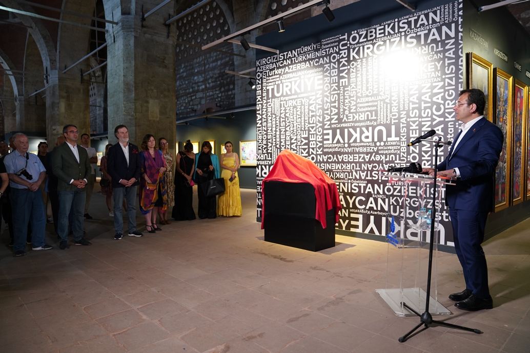 Сакит Мамедов рассказал о первой грандиозной выставке RESMIN TÜRKÇERSİ именитых мастеров тюркского мира в Стамбуле (ВИДЕО, ФОТО)
