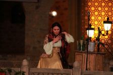 Бывший муж на коленях, но Севиль не верит мольбам о прощении, уверениям в любви – драма в Шеки (ФОТО/ВИДЕО)