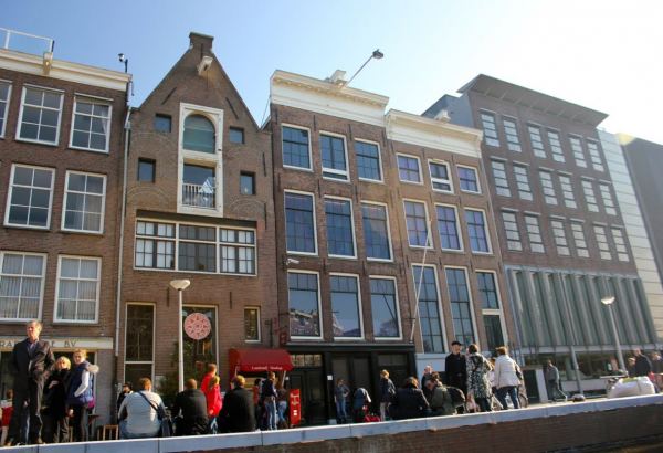 В городах Азербайджана будет представлена экспозиция, посвященная Дому-музею Анны Франк в Нидерландах (ФОТО)