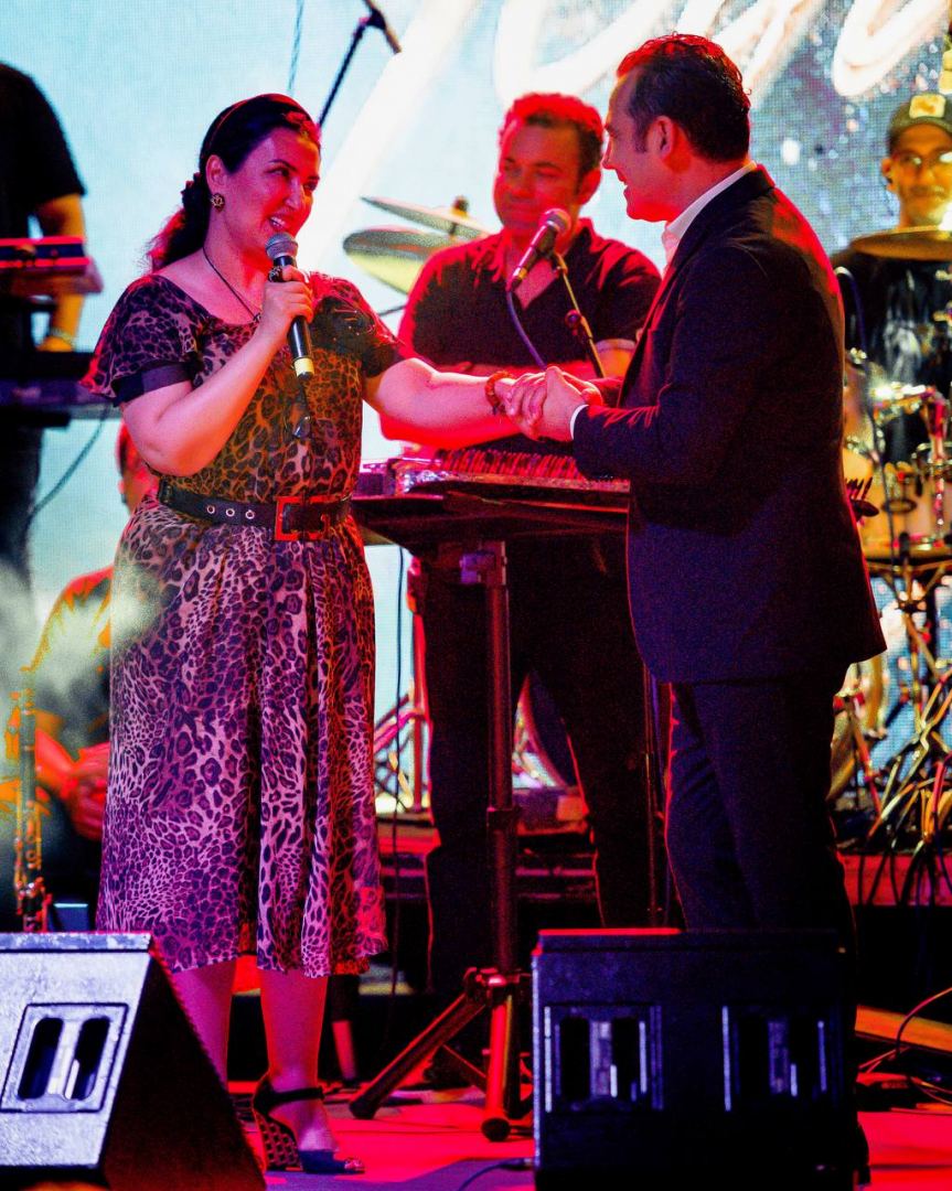 В рамках летнего фестиваля Şazeli Bahçe в Баку прошел концерт турецкой звезды Ферхата Гёчера (ВИДЕО, ФОТО)