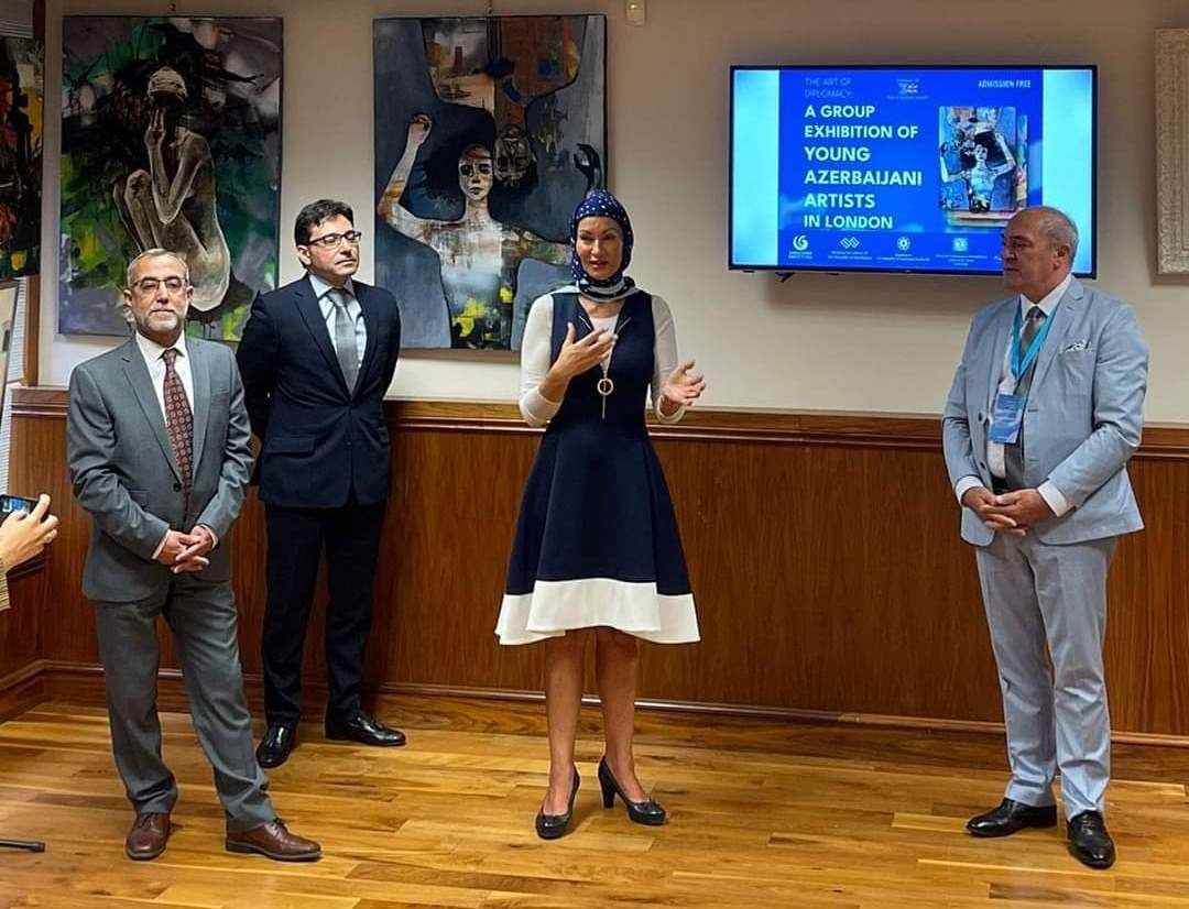 В Лондоне представлены произведения азербайджанских художников с ограниченными возможностями здоровья (ФОТО)