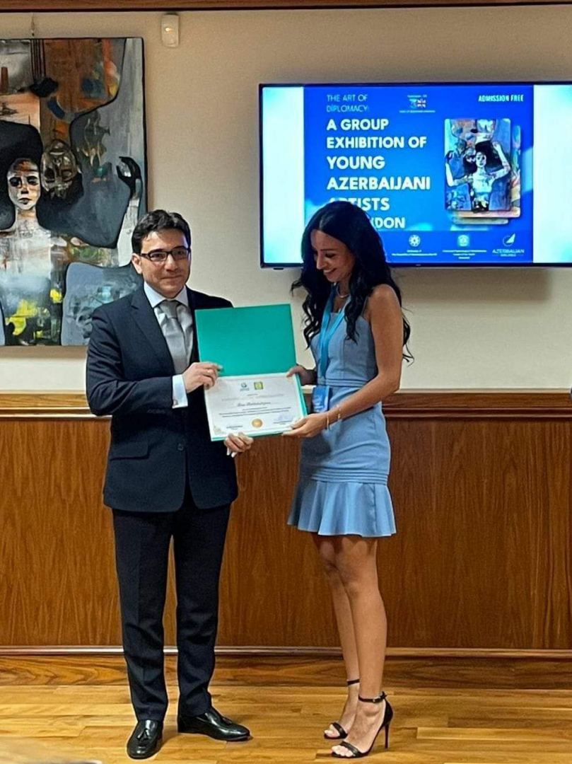 В Лондоне представлены произведения азербайджанских художников с ограниченными возможностями здоровья (ФОТО)