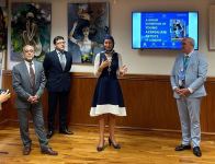 В Лондоне представлены произведения азербайджанских художников с ограниченными возможностями здоровья (ФОТО)