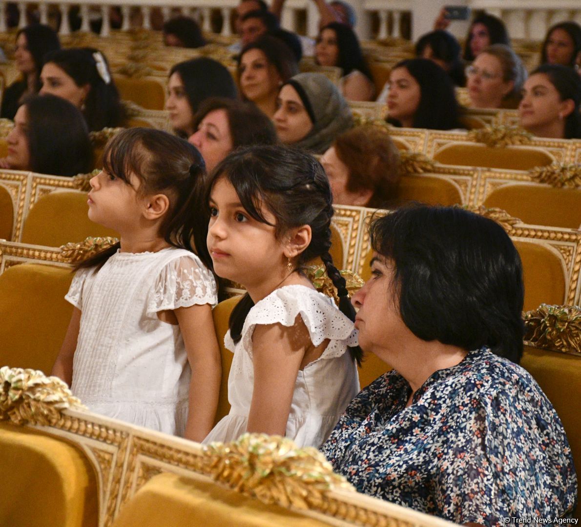 Жара в Баку не смогла помешать насладиться настоящим искусством (ФОТО/ВИДЕО)