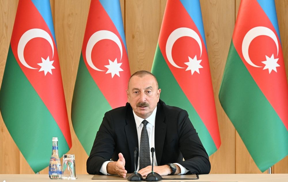 Президент Ильхам Алиев: В бюджете на следующий год будет предусмотрена реализация инфраструктурных проектов