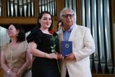 В Бакинской музыкальной академии прошел праздничный вечер выпускников (ФОТО)