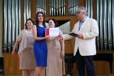 В Бакинской музыкальной академии прошел праздничный вечер выпускников (ФОТО)