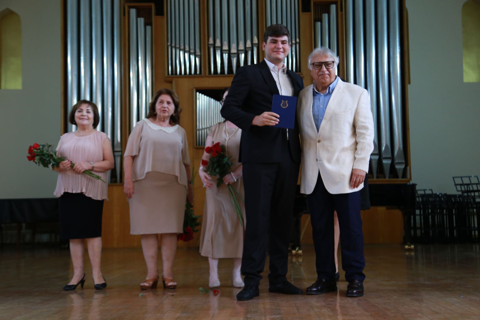 В Бакинской музыкальной академии прошел праздничный вечер выпускников (ФОТО)