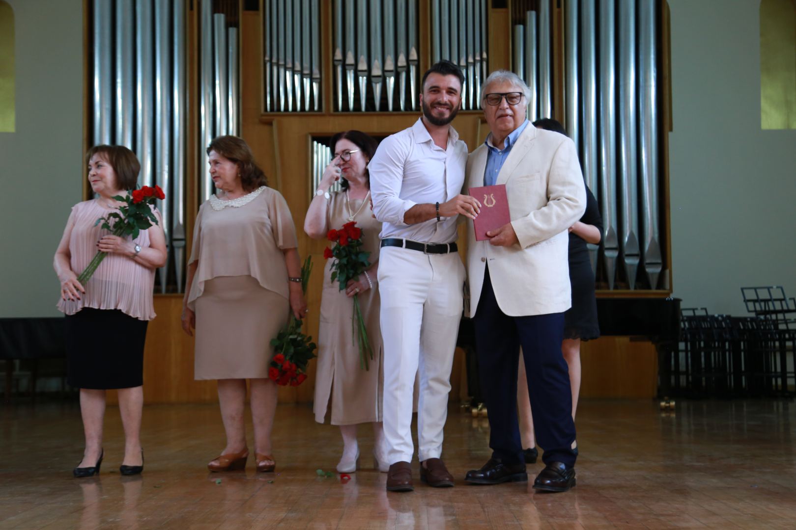 В Бакинской музыкальной академии прошел праздничный вечер выпускников (ФОТО)