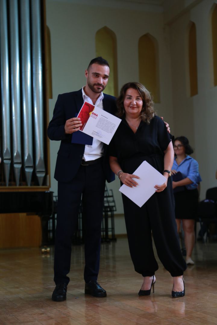 В Бакинской музыкальной академии прошел праздничный вечер выпускников (ФОТО)