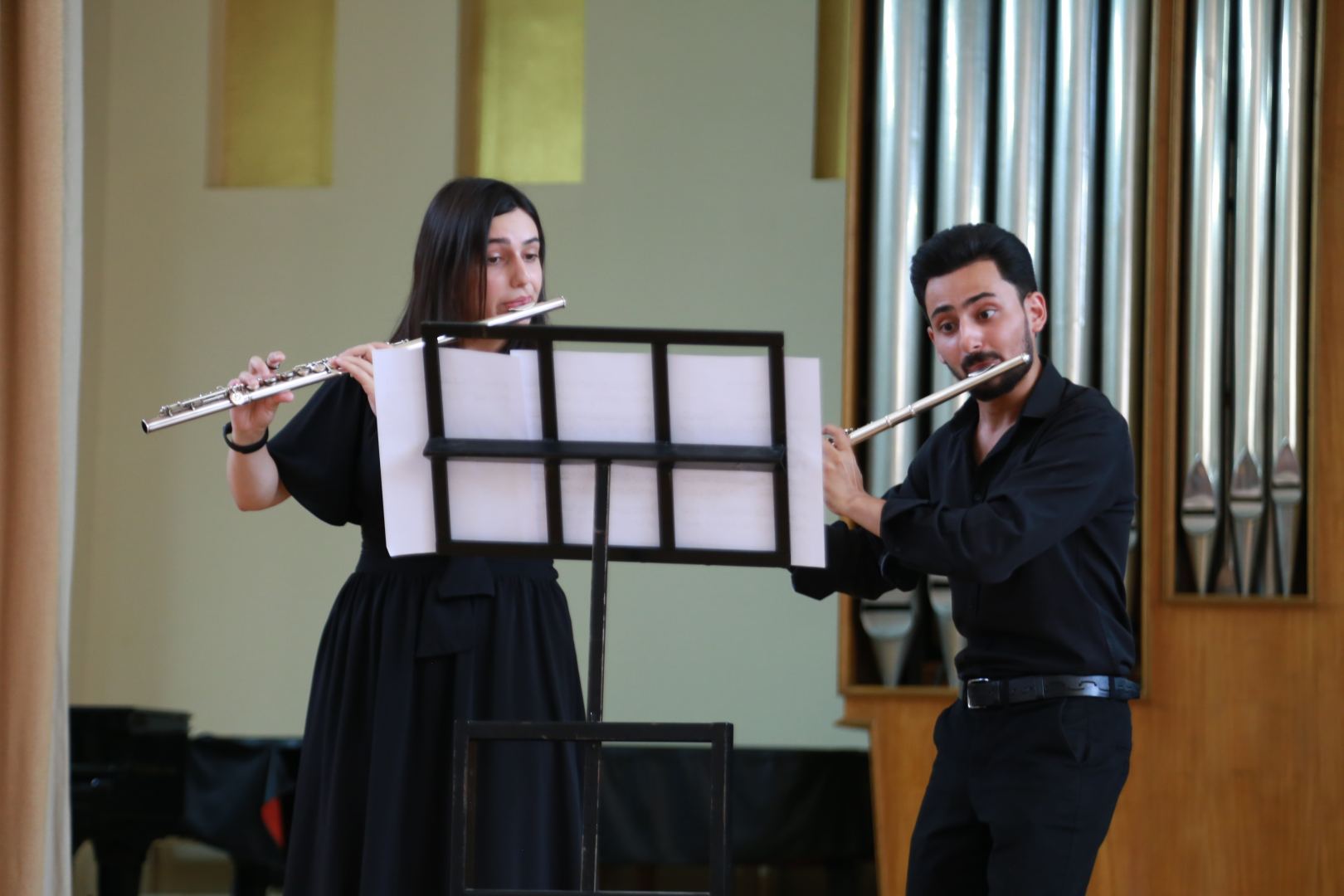 В Бакинской музыкальной академии прошел праздничный вечер выпускников (ФОТО)