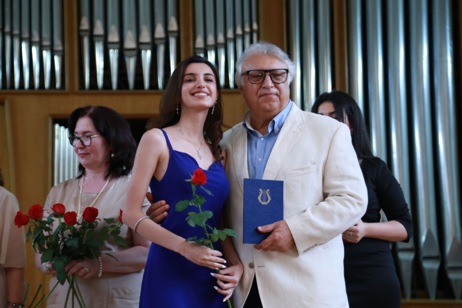 В Бакинской музыкальной академии прошел праздничный вечер выпускников (ФОТО)