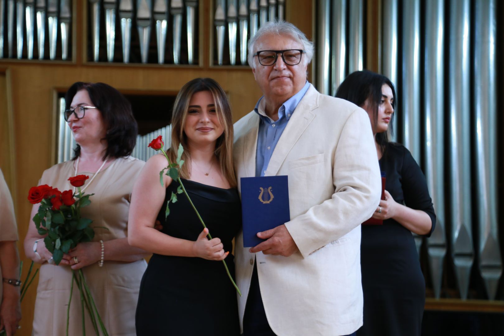 В Бакинской музыкальной академии прошел праздничный вечер выпускников (ФОТО)