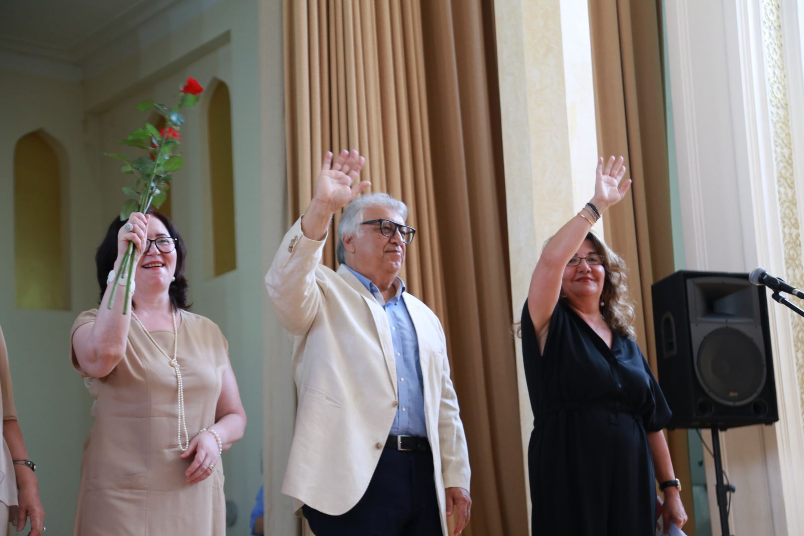 В Бакинской музыкальной академии прошел праздничный вечер выпускников (ФОТО)