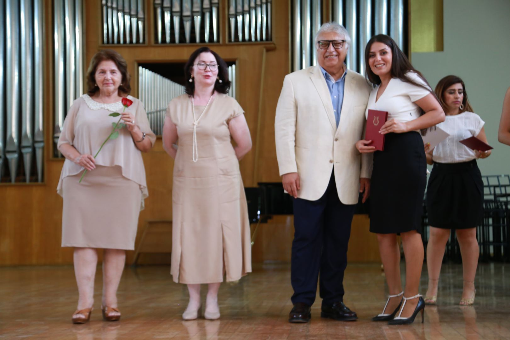 В Бакинской музыкальной академии прошел праздничный вечер выпускников (ФОТО)