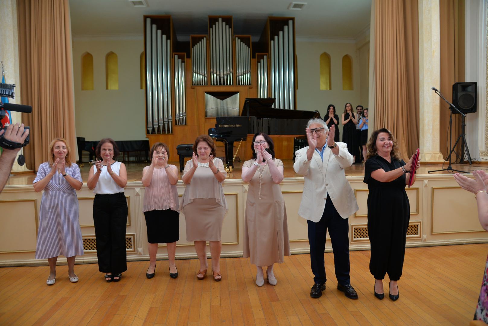 В Бакинской музыкальной академии прошел праздничный вечер выпускников (ФОТО)