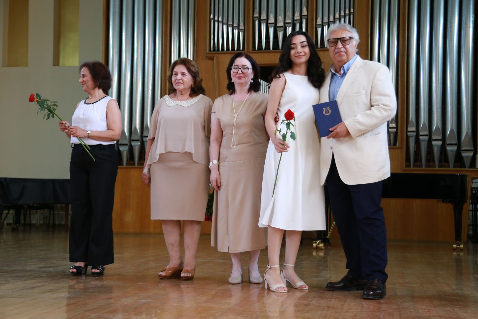 В Бакинской музыкальной академии прошел праздничный вечер выпускников (ФОТО)