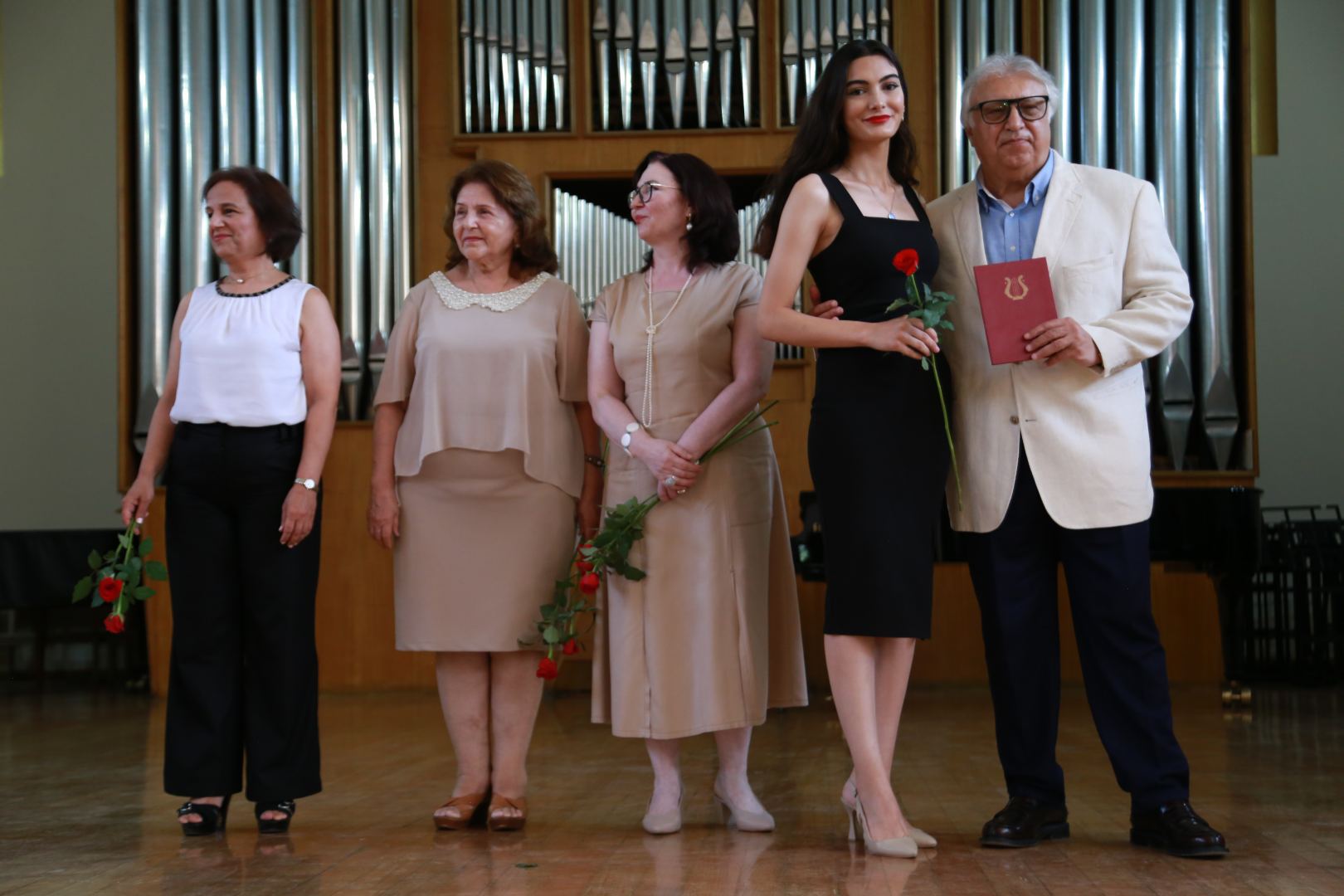 В Бакинской музыкальной академии прошел праздничный вечер выпускников (ФОТО)