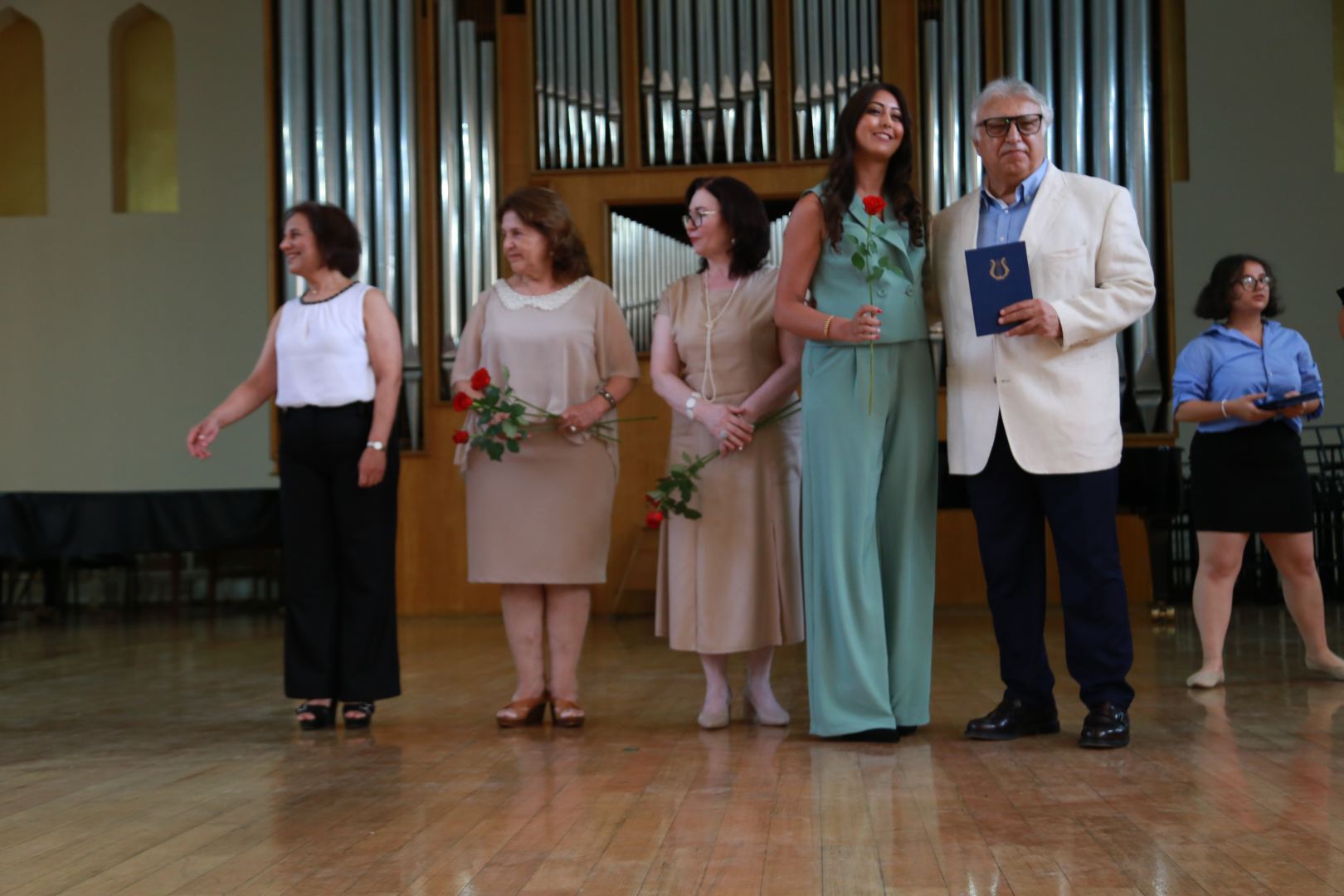 В Бакинской музыкальной академии прошел праздничный вечер выпускников (ФОТО)