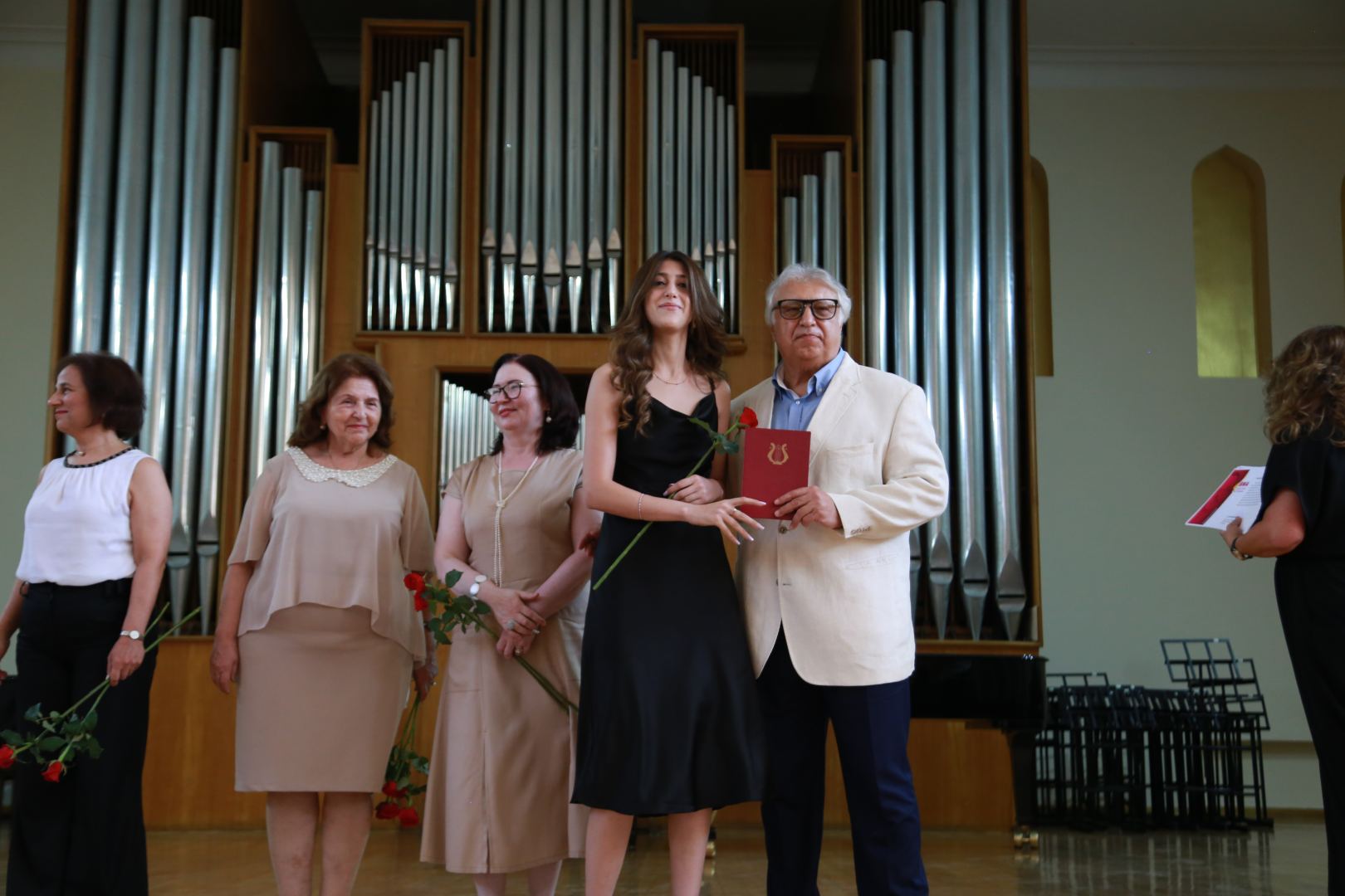 В Бакинской музыкальной академии прошел праздничный вечер выпускников (ФОТО)