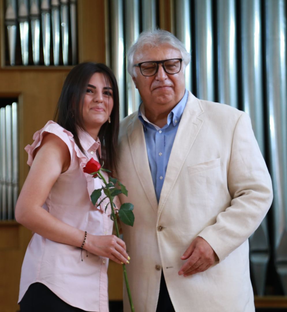 В Бакинской музыкальной академии прошел праздничный вечер выпускников (ФОТО)