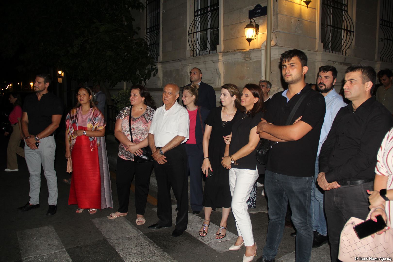 На стенах бакинской бани "Фантазия" представлен удивительный 3D-mapping, реализованный  посольством Германии и QGallery (ФОТО)