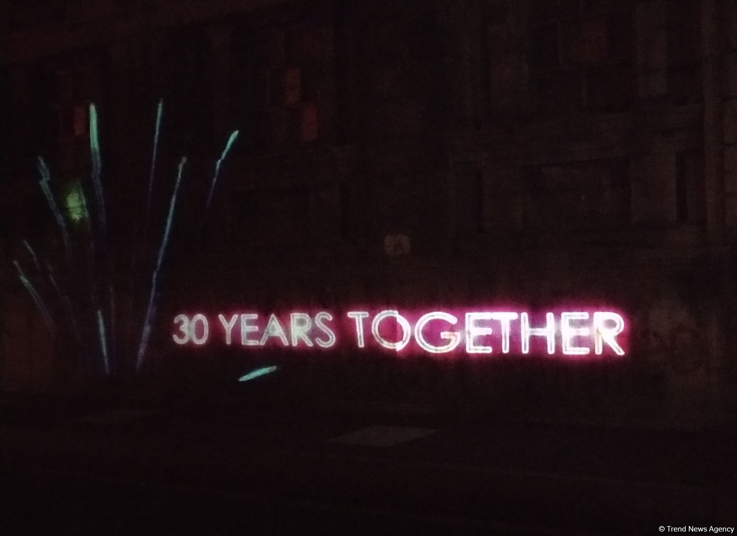 На стенах бакинской бани "Фантазия" представлен удивительный 3D-mapping, реализованный  посольством Германии и QGallery (ФОТО)