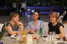 В Баку прошла церемония награждения национальной премией "Mətbuatın dostu 2022" (ФОТО)