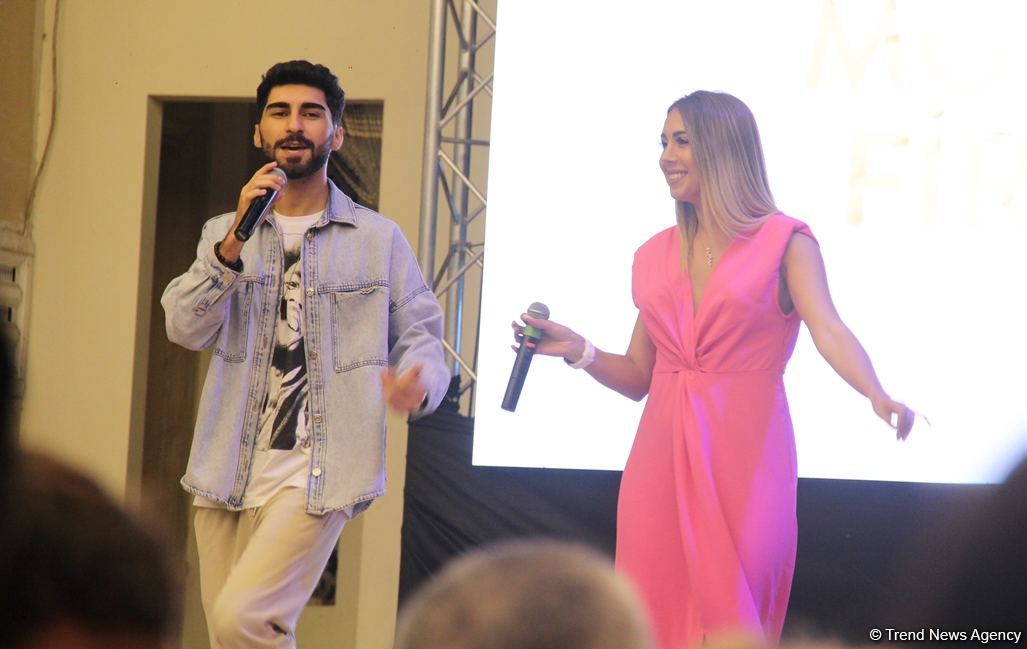 В Баку прошла церемония награждения национальной премией "Mətbuatın dostu 2022" (ФОТО)