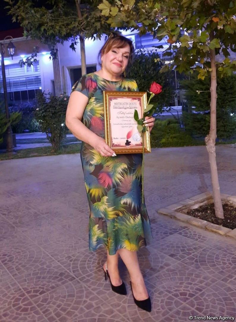 В Баку прошла церемония награждения национальной премией "Mətbuatın dostu 2022" (ФОТО)