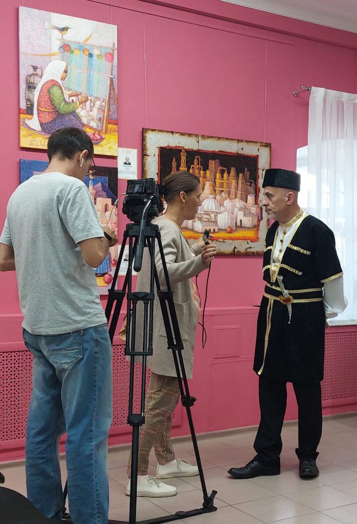 Симфония труда! Татарстан восхищен работами азербайджанского художника  (ФОТО)