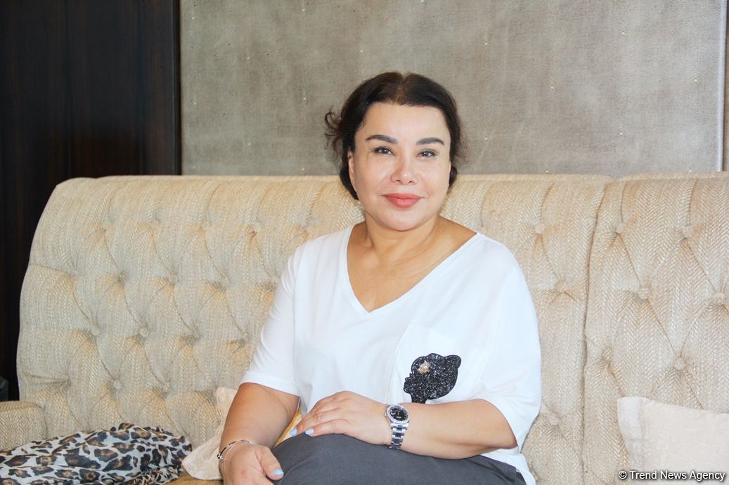 Примадонна и Королева узбекской эстрады Юлдуз Усманова впервые в Баку – интервью (ВИДЕО, ФОТО)