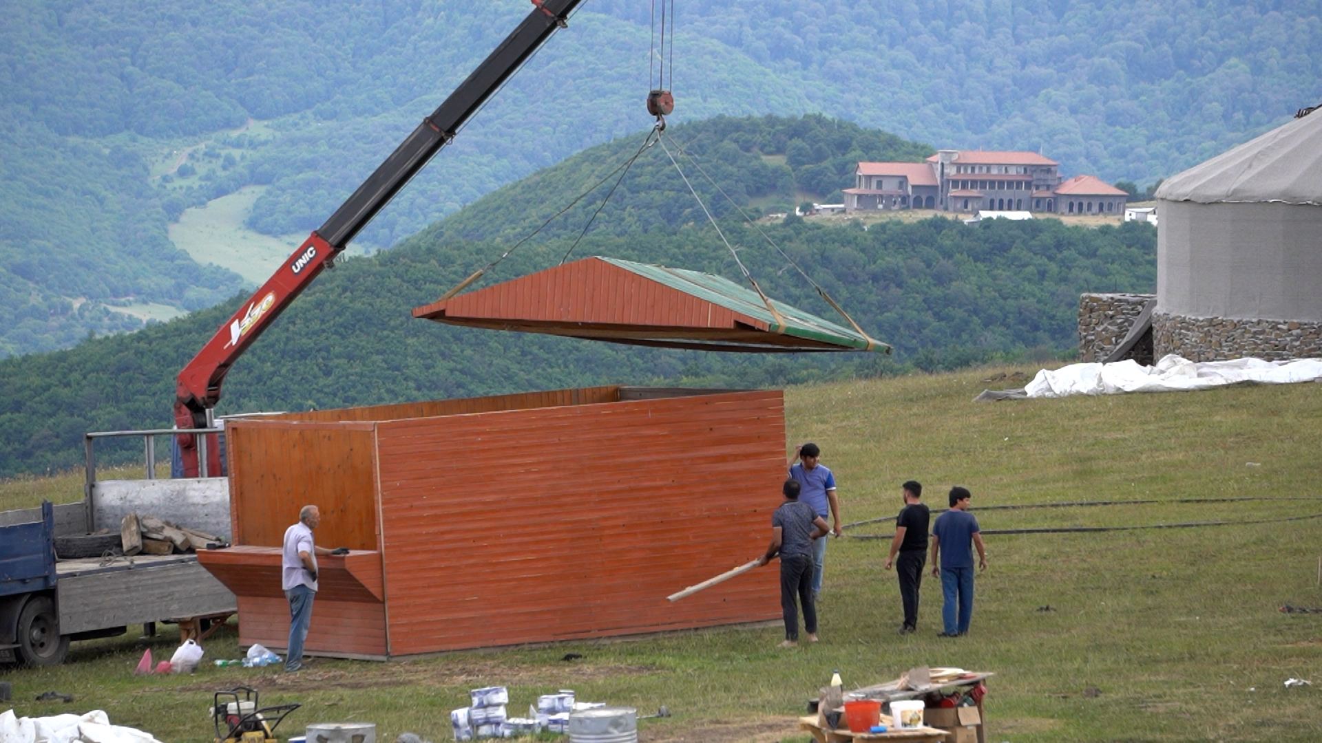 В Гаджикенде завершается подготовка к Национальному фестивалю Yaylaq (ФОТО)