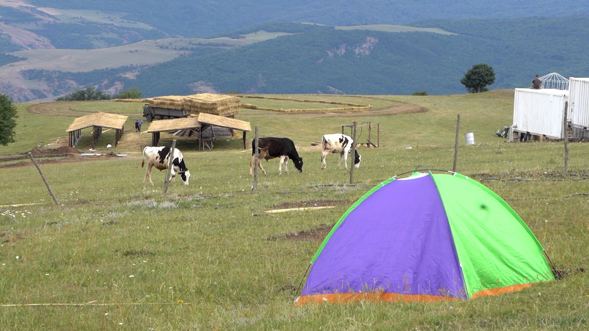 В Гаджикенде завершается подготовка к Национальному фестивалю Yaylaq (ФОТО)