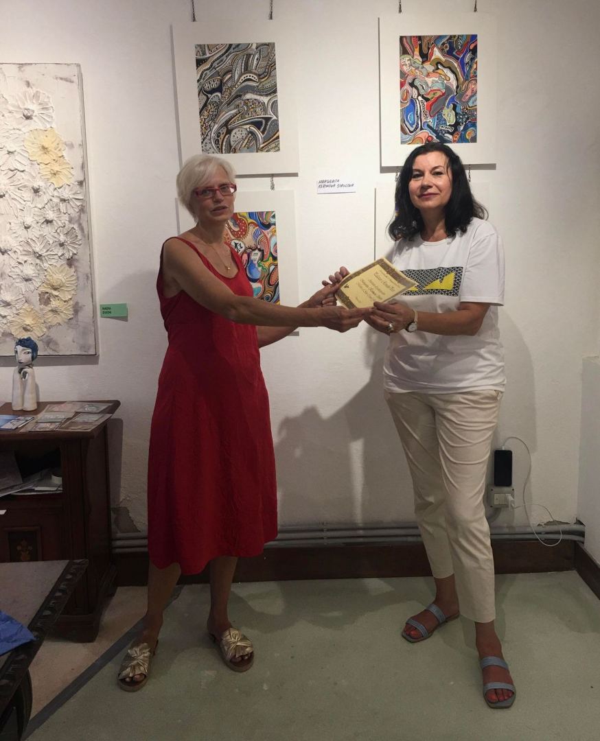 Азербайджанские художники представили свои картины в самом романтичном городе Европы (ФОТО)