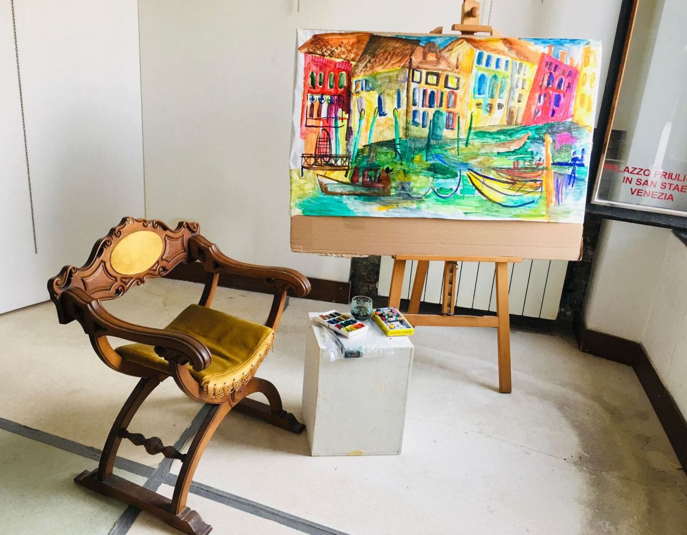 Азербайджанские художники представили свои картины в самом романтичном городе Европы (ФОТО)