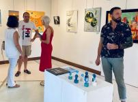 Азербайджанские художники представили свои картины в самом романтичном городе Европы (ФОТО)