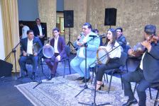 "У нас гость" – народный артист Забит Набизаде и его ученики выступили с концертом (ФОТО)