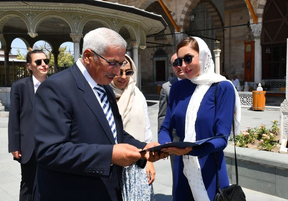 Первый вице-президент Мехрибан Алиева и вице-президент Фонда Гейдара Алиева Лейла Алиева посетили Музей Мевланы в Конье (ФОТО/ВИДЕО)