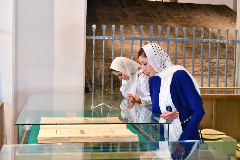 Первый вице-президент Мехрибан Алиева и вице-президент Фонда Гейдара Алиева Лейла Алиева посетили Музей Мевланы в Конье (ФОТО/ВИДЕО)