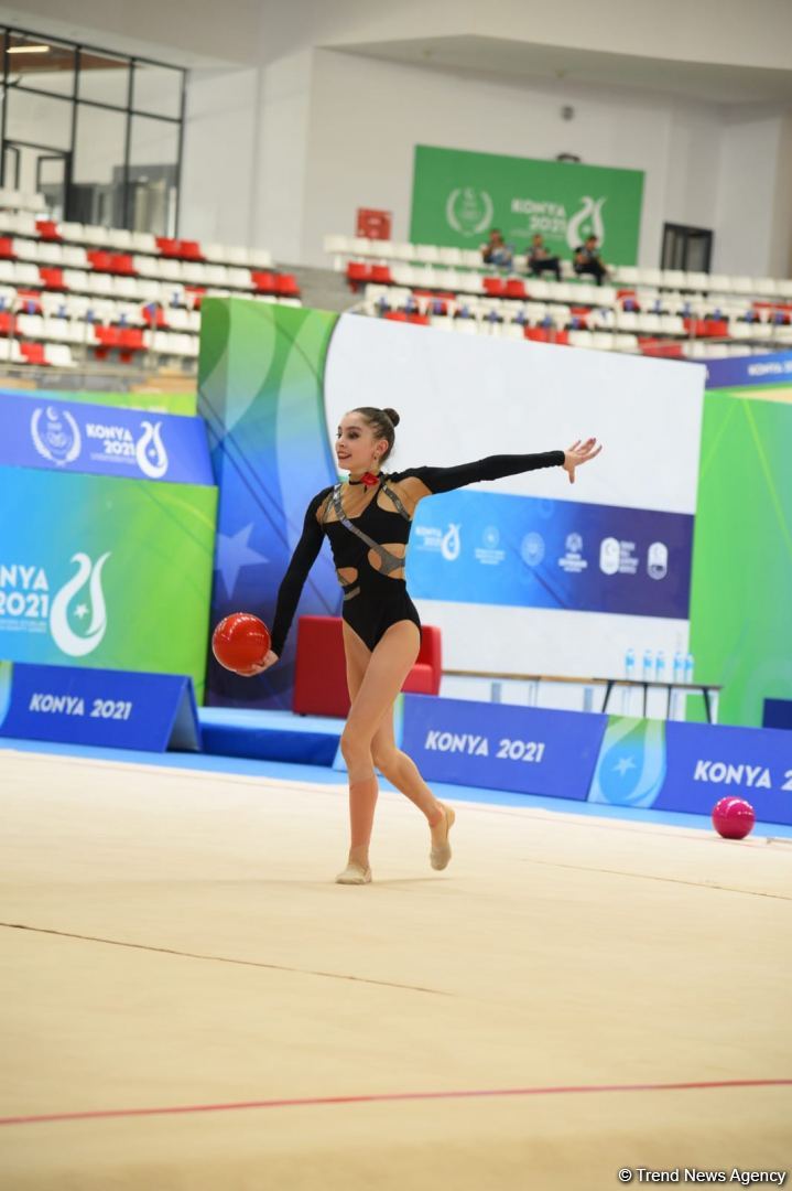 Грациозность, изящество, гибкость: азербайджанские гимнастки выступают на V Играх исламской солидарности (ФОТО)