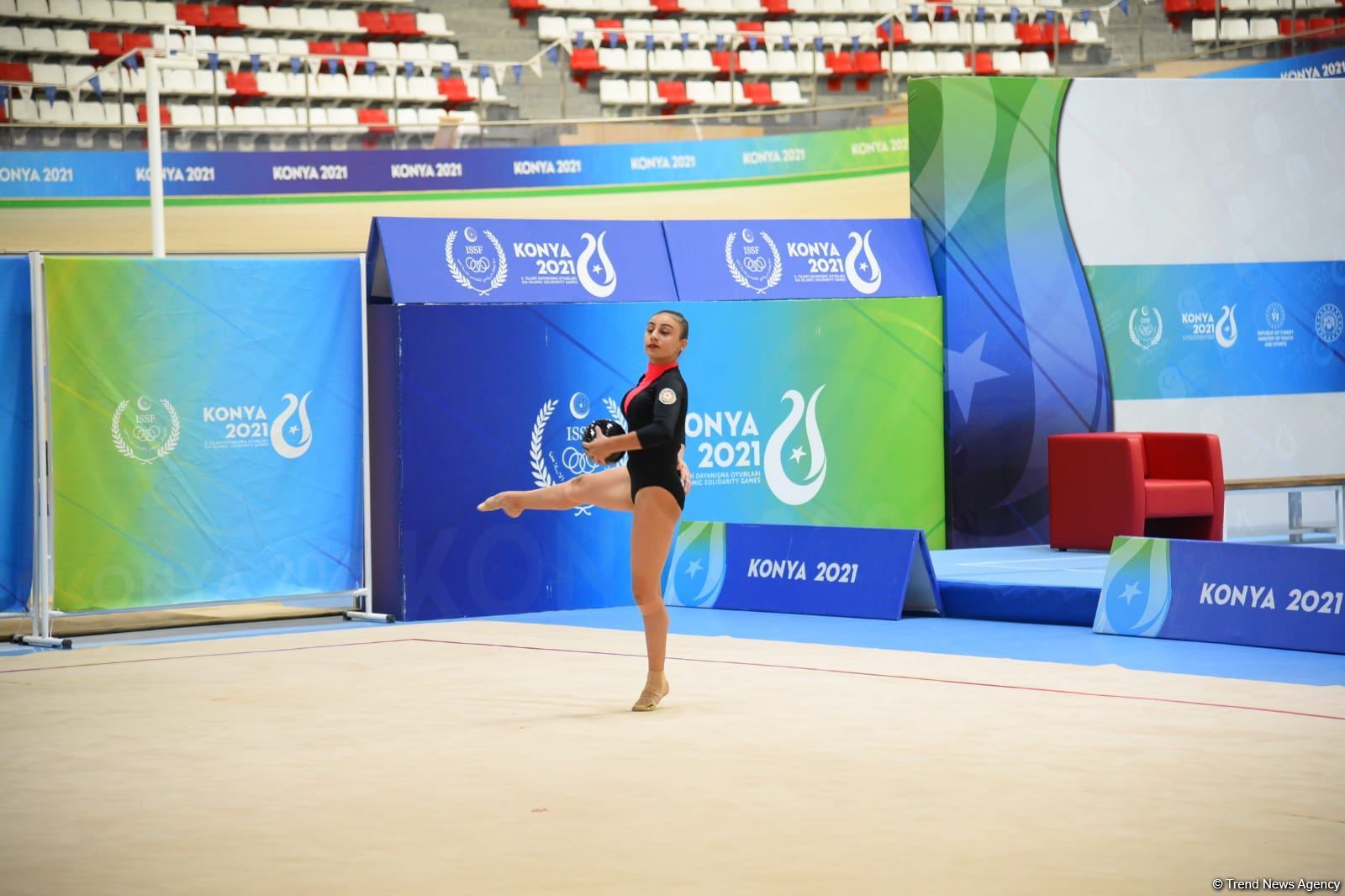 Грациозность, изящество, гибкость: азербайджанские гимнастки выступают на V Играх исламской солидарности (ФОТО)