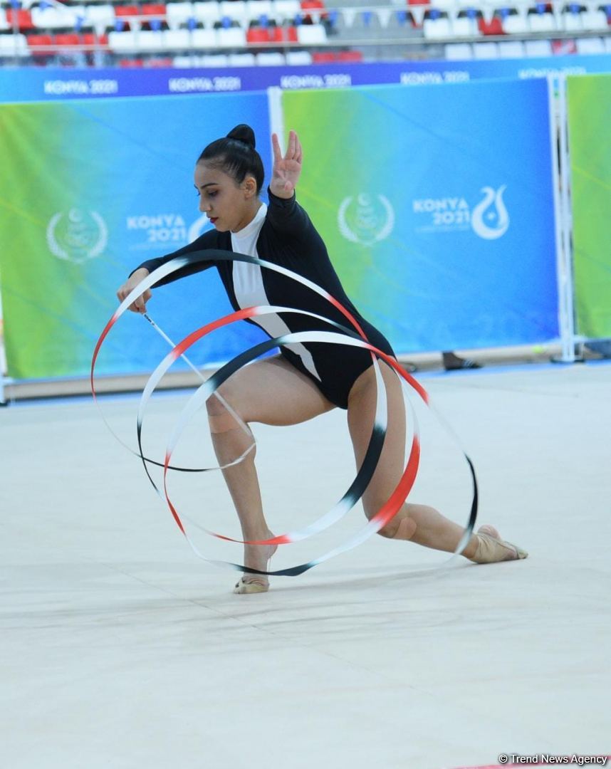 Азербайджанская гимнастка Зохра Агамирова завоевала еще одно "золото" Исламиады (ФОТО)