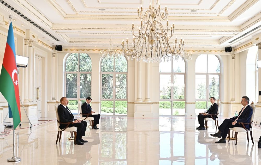 Президент Ильхам Алиев принял верительные грамоты нового посла Германии (ФОТО/ВИДЕО)