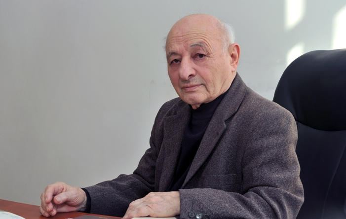 Гейдар Алиев свою мечту стать художником воплотил тем, что стал архитектором современного независимого Азербайджана – Омар Эльдаров