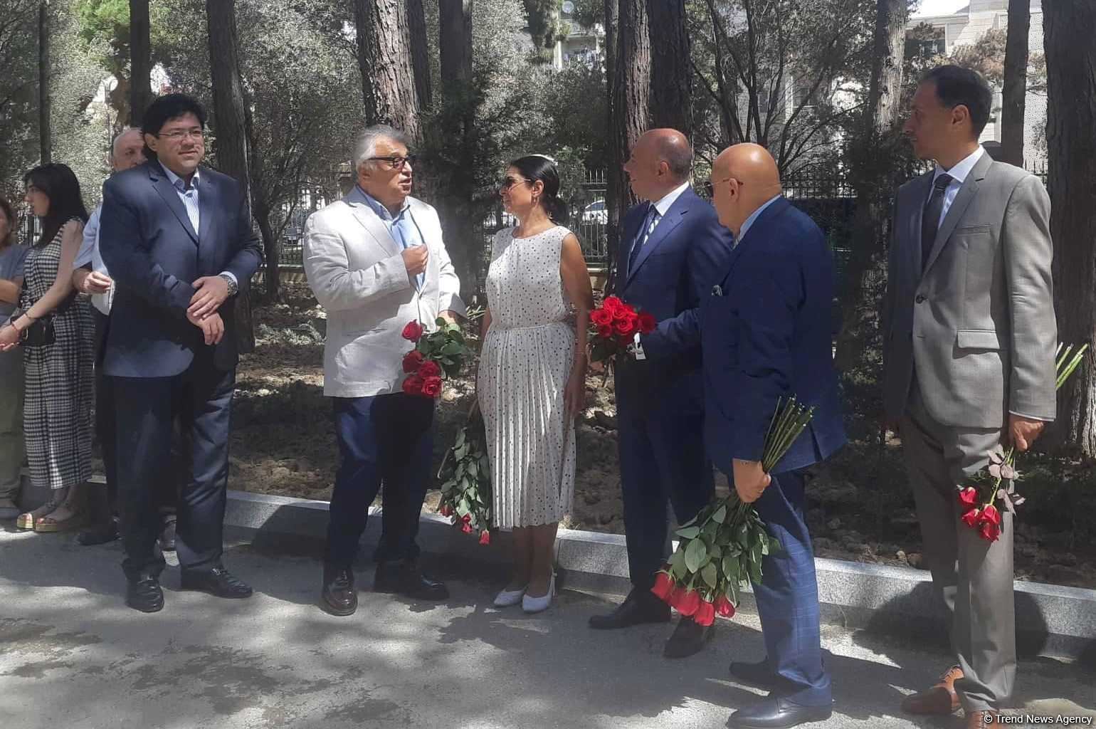 Он навсегда останется великим! В Баку почтили память Муслима Магомаева (ФОТО)