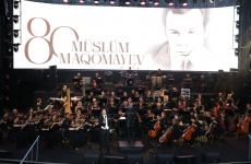 Президент Ильхам Алиев и Первая леди Мехрибан Алиева приняли участие в вечере памяти, посвященном 80-летнему юбилею Муслима Магомаева (ФОТО/ВИДЕО)