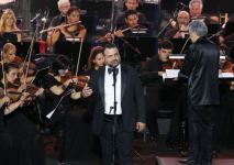 Президент Ильхам Алиев и Первая леди Мехрибан Алиева приняли участие в вечере памяти, посвященном 80-летнему юбилею Муслима Магомаева (ФОТО/ВИДЕО)