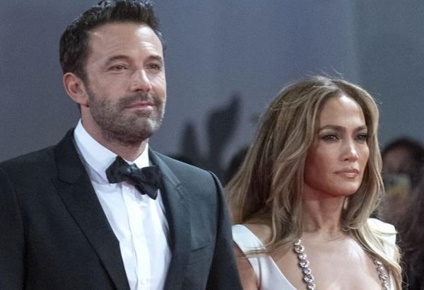 Бен Аффлек и Дженнифер Лопес устроили свадьбу