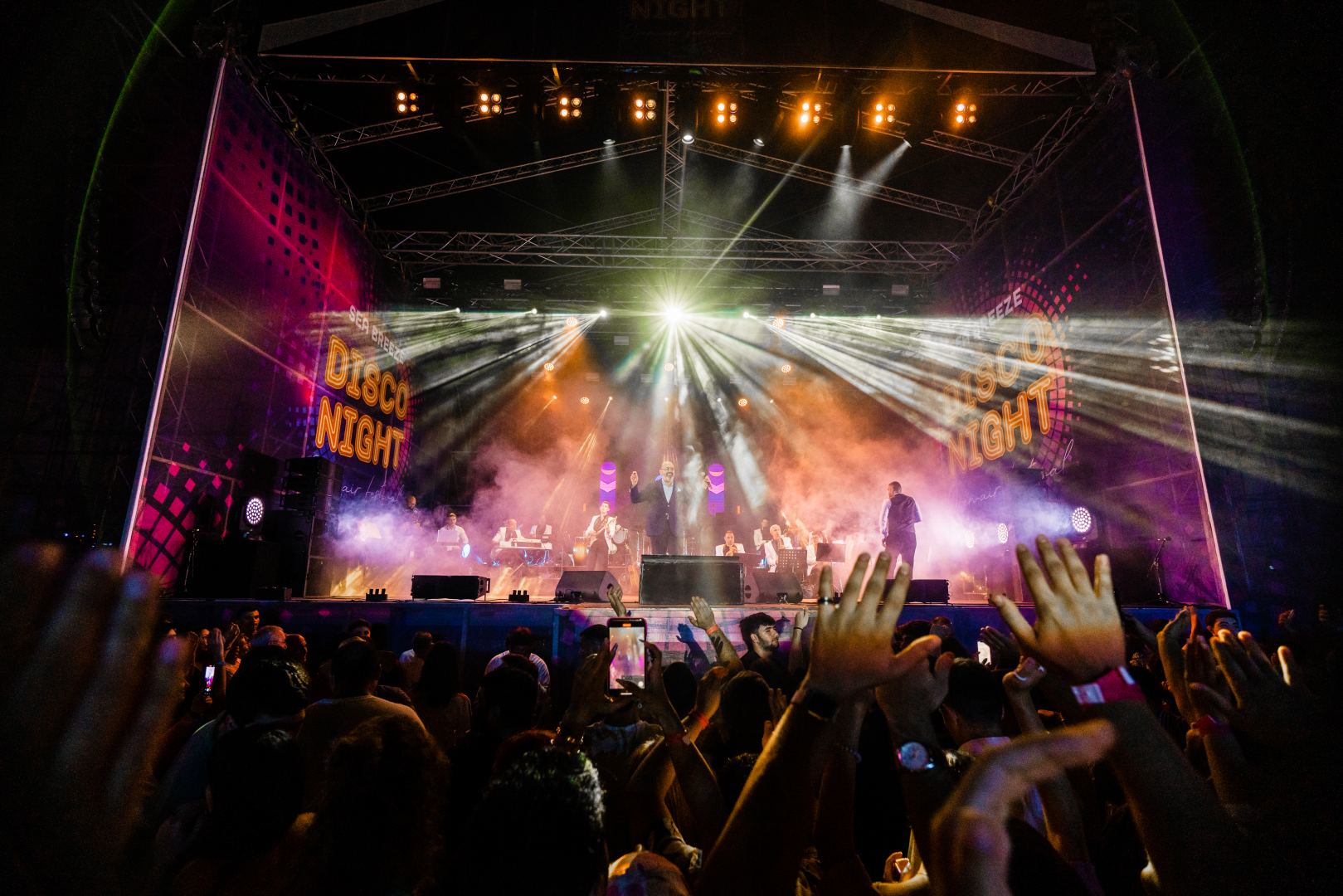 Потрясающий вечер в Sea Breeze с Эйюбом Ягубовым, Джаваном Зейналлы, Фуадом Мусаевым  и Натаван Джабизаде (ВИДЕО, ФОТО)